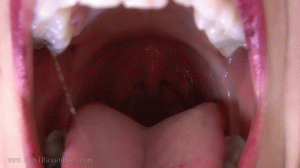 www.sexiravenrae.com - Look Inside My Mouth thumbnail